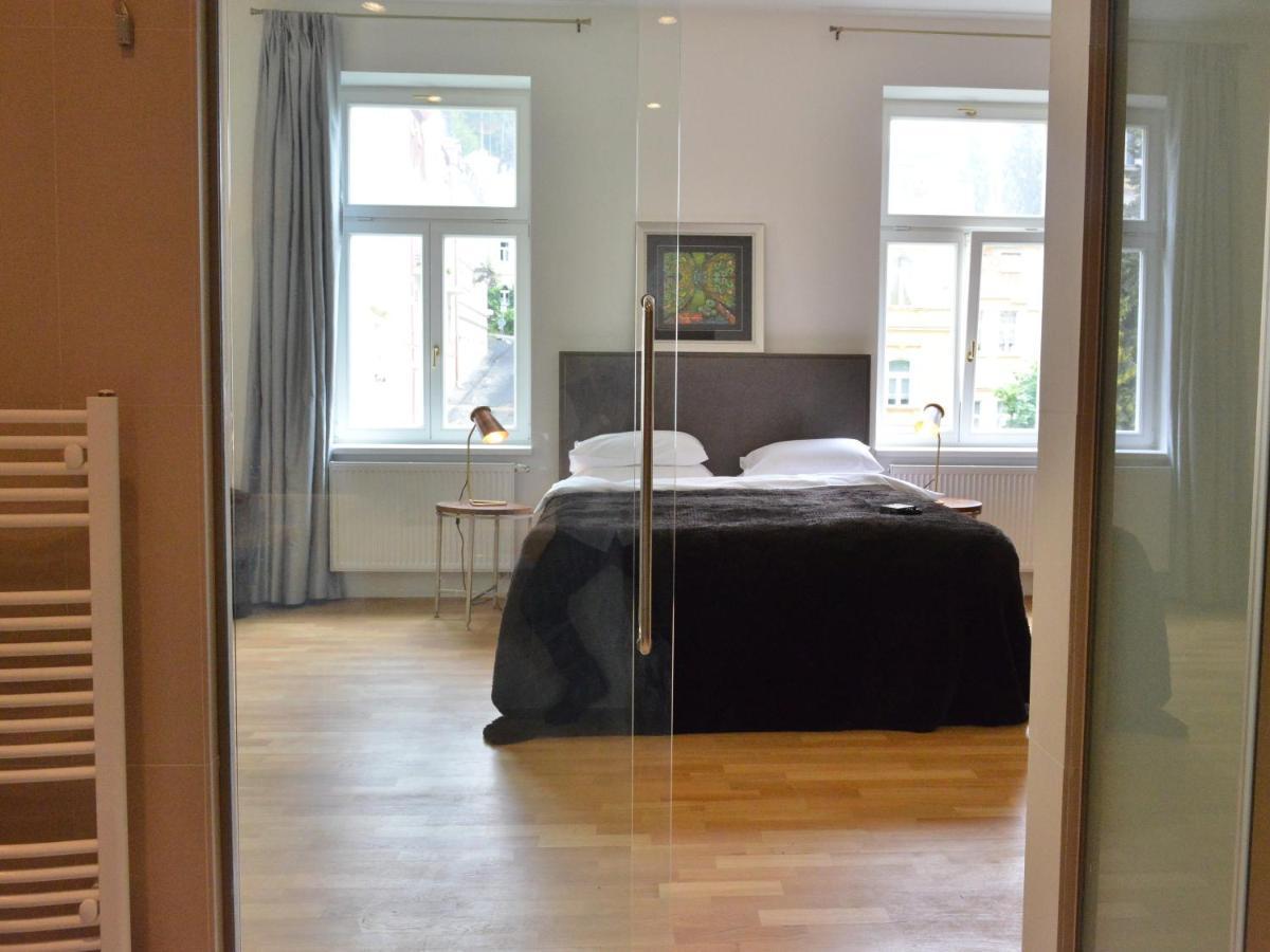 Kolonada Luxury 3 Bedroom Apartment Manes Mariánské Lázně Kültér fotó