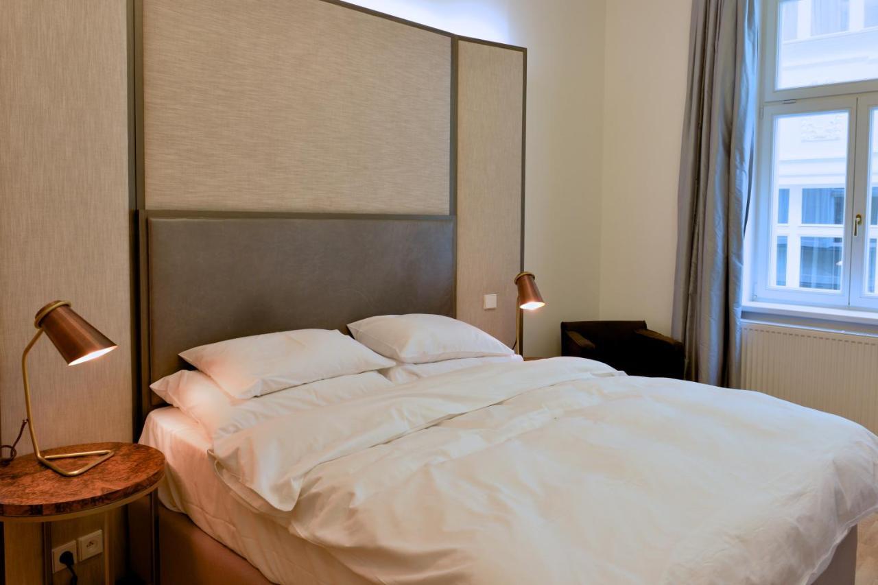 Kolonada Luxury 3 Bedroom Apartment Manes Mariánské Lázně Kültér fotó